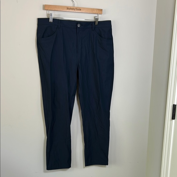 Vuori Meta Pant Athletic Slim Fit 28 inch Navy Blue Trouser Stretch Pockets 36 - Picture 2 of 11